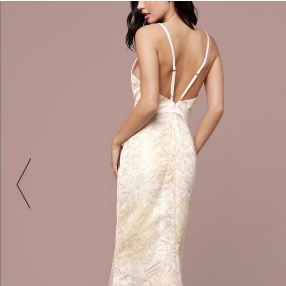 Bebe Plunge Neck Mermaid Metallic Floral Adjustable Strap Jacquard  Gown Size 2 - Picture 2 of 7